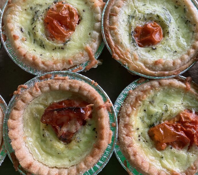 Mini quiche à la fleur d'ail